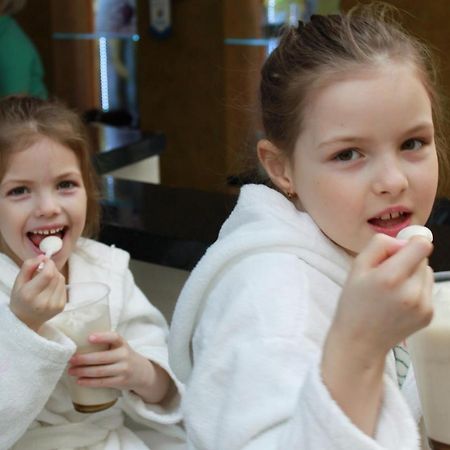 Berezka Health Resort & Spa Солигорск Екстериор снимка